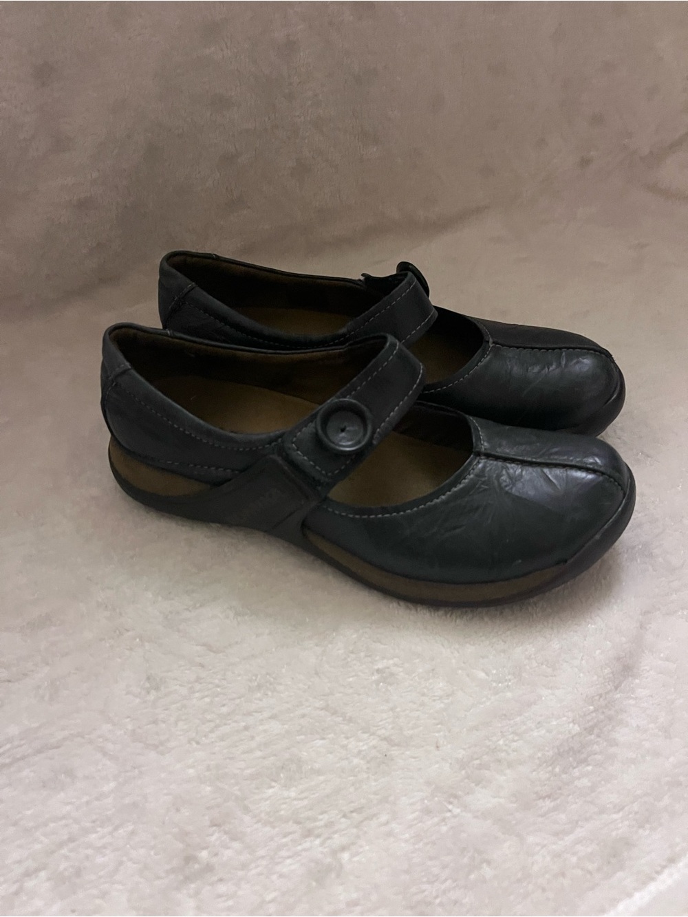 Romika Cassie 50 Black Leather Mary Jane flats size seven